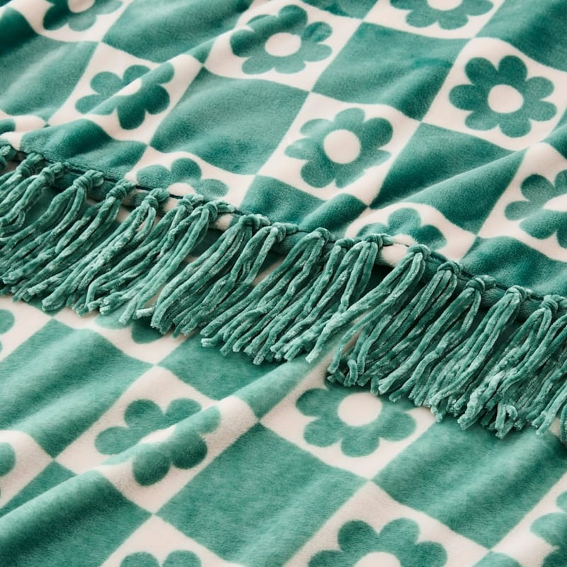 Supersoft Daisy Check Blanket
