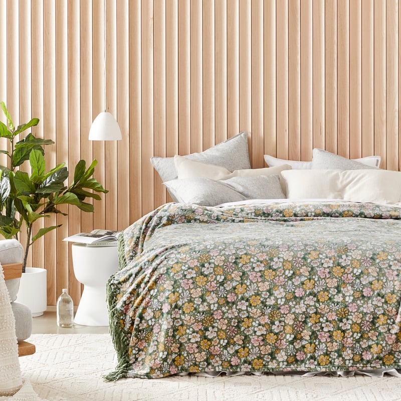 Supersoft Garden Floral Blanket