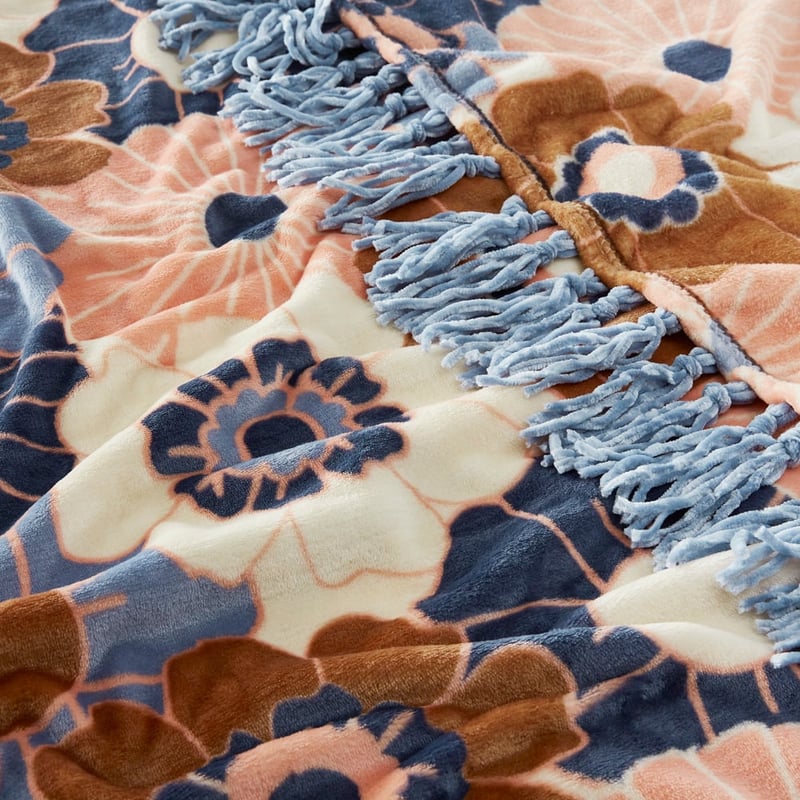 Aspen Fleece Tassel Keira Floral Print Throw