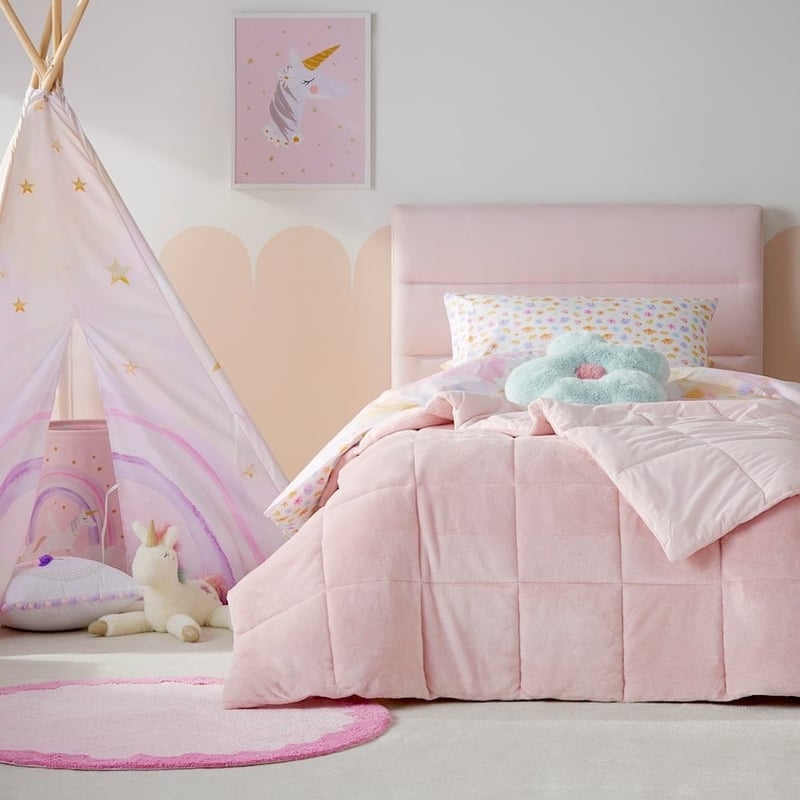Super Cuddly Marshmallow Pink Blanket
