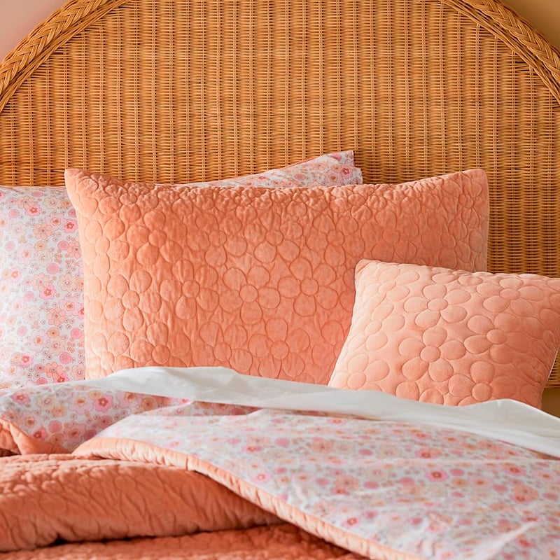 Daisy Dusty Pink Quilted Velvet Quilt Cover Set