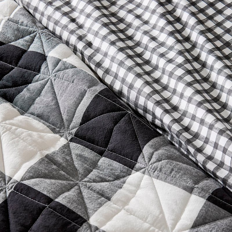 Yarn Dyed Black Gingham Quilted Quilt Cover Set