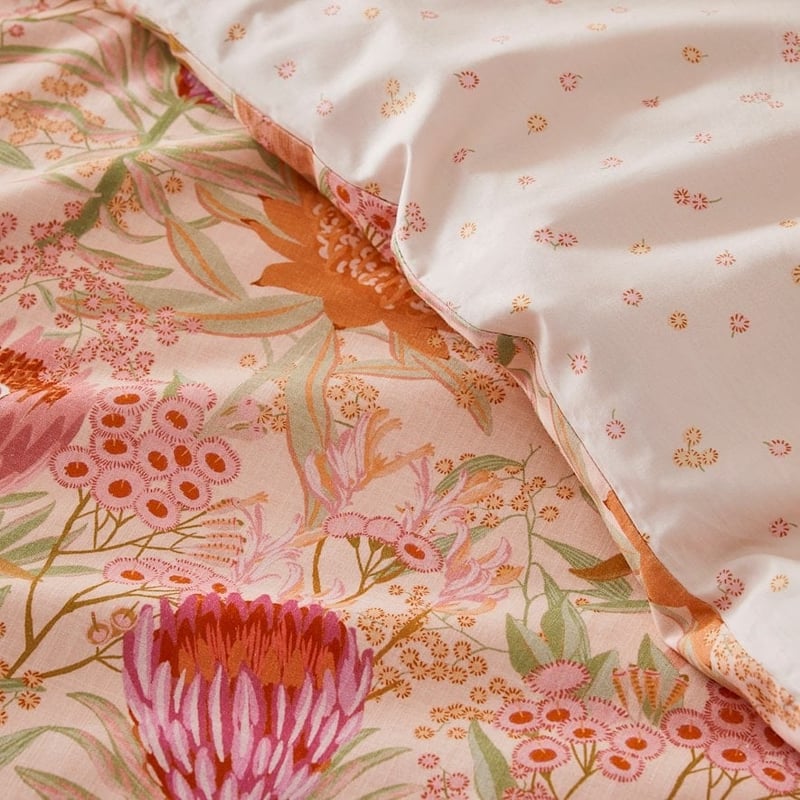 Pretty Flora Blush Quilt Cover Set