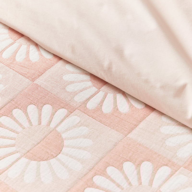 Molly Jacquard Pink Punch Quilt Cover Set