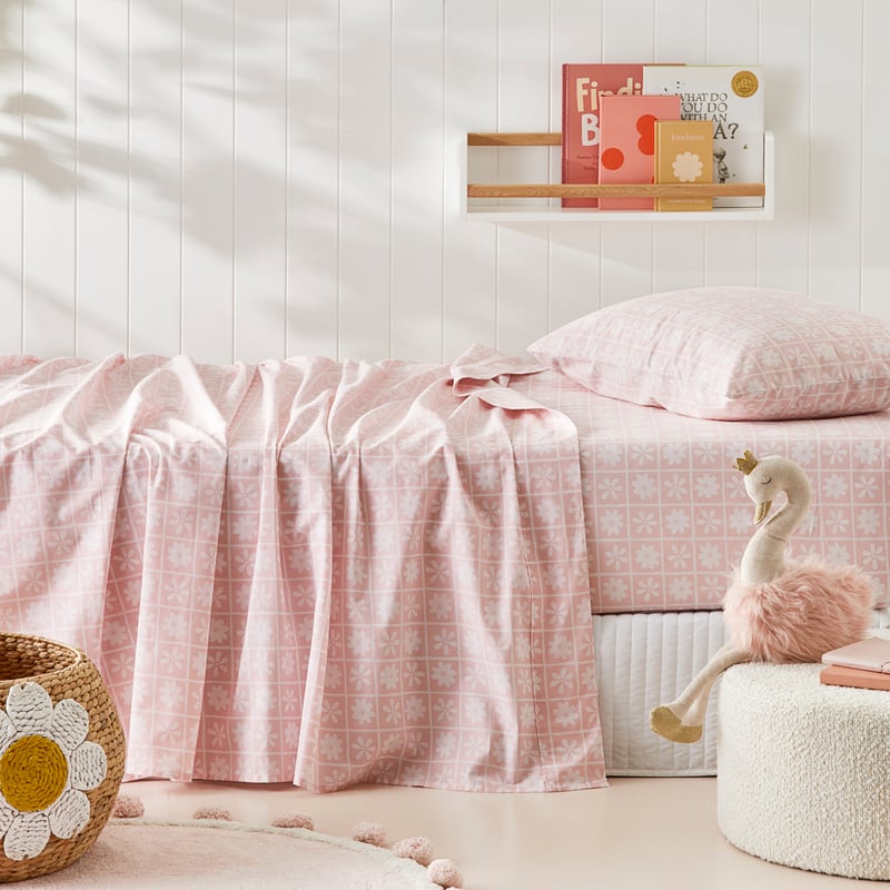 Daisy Grid Blush Sheet Set