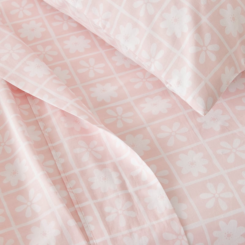 Daisy Grid Blush Sheet Set
