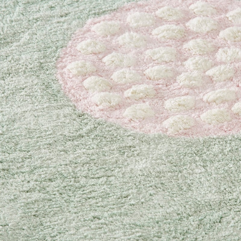 Pretty Daisy Round Designer Rug Collection