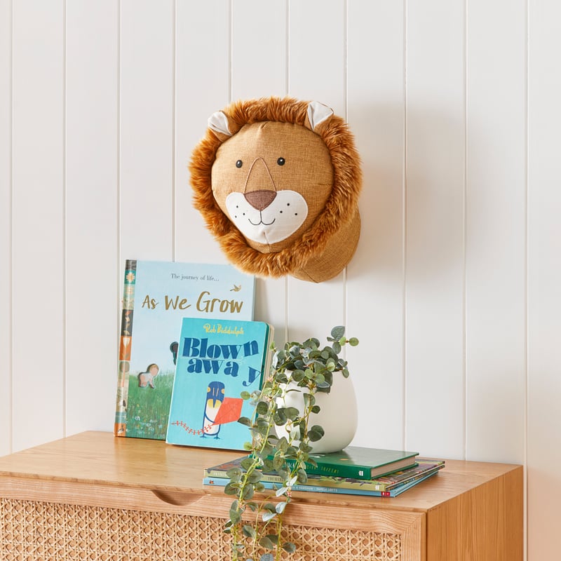 Animal Friends Lion Wall Decor
