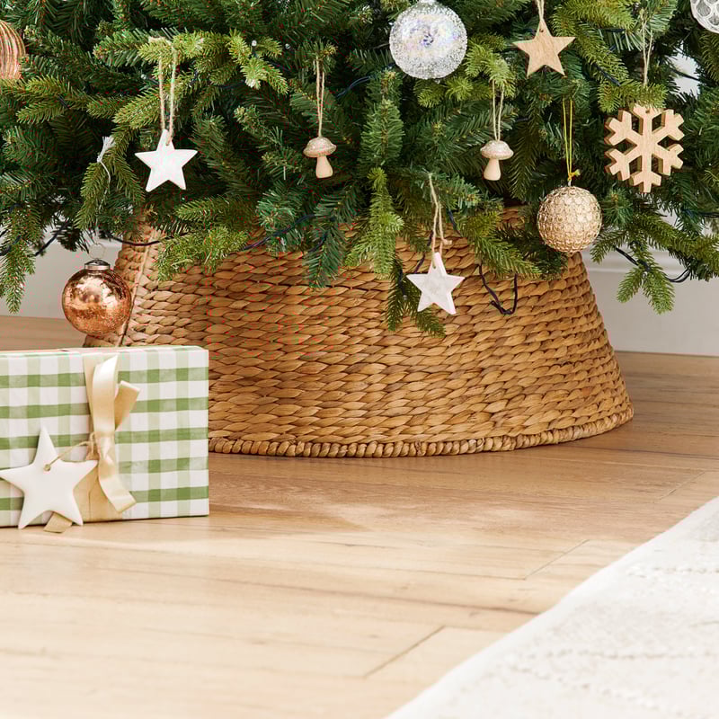 Natural Christmas Tree Large Woven Skirt