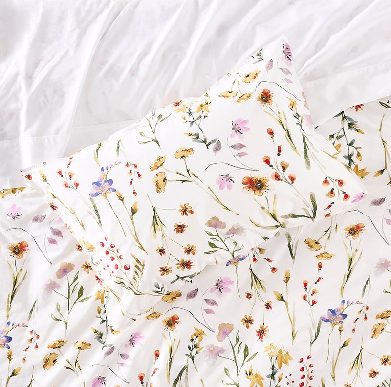 Stalky White Floral Quilt Cover Set