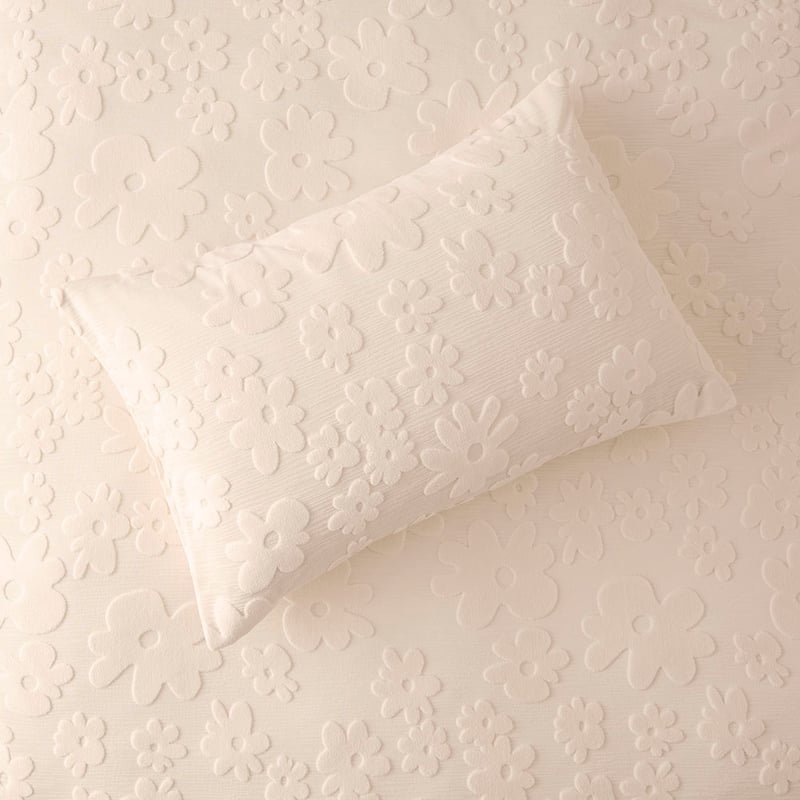 Daisy Ivory Tufted Quilt Cover Set