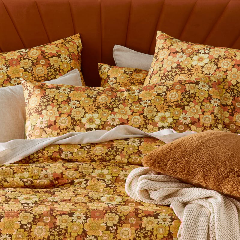 Hannah Gold Quilted Pillowcases