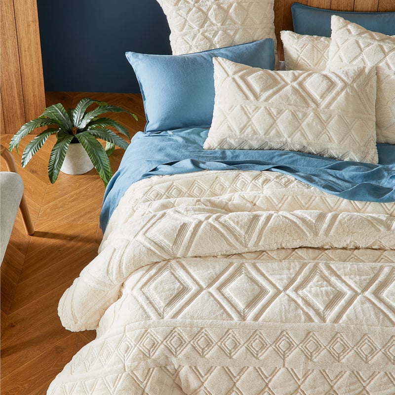 Alaska Cream Quilted Quilt Separates