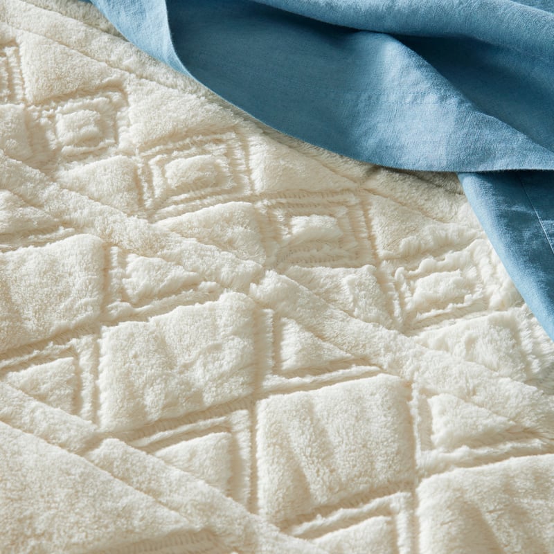 Alaska Cream Quilted Quilt Separates