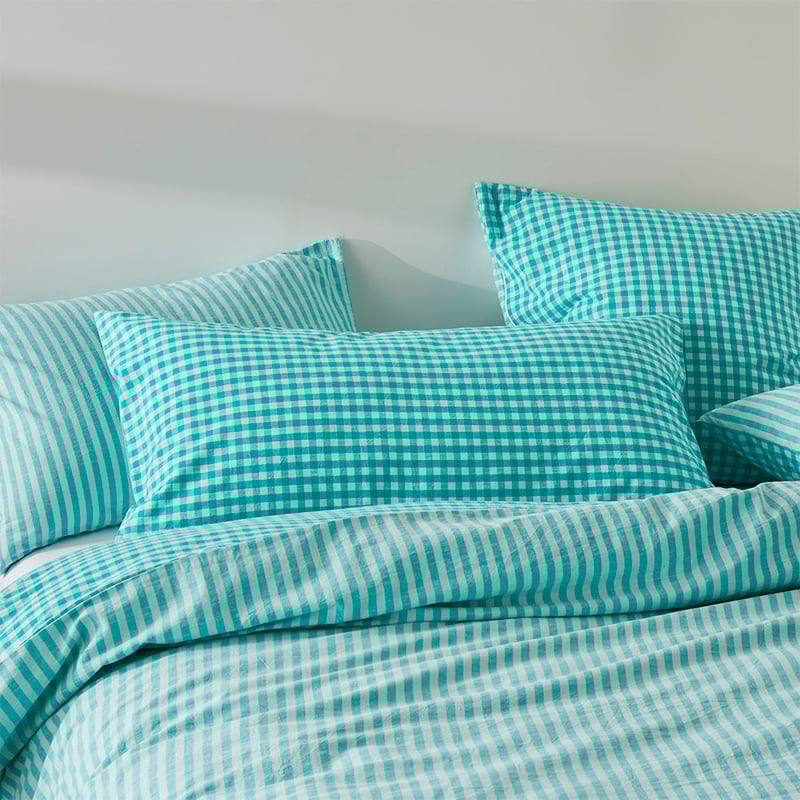 Carrie Aquamarine Gingham Pillowcases