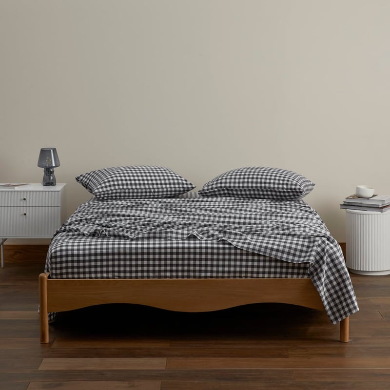 Yarn Dyed Coal Gingham Sheet Set