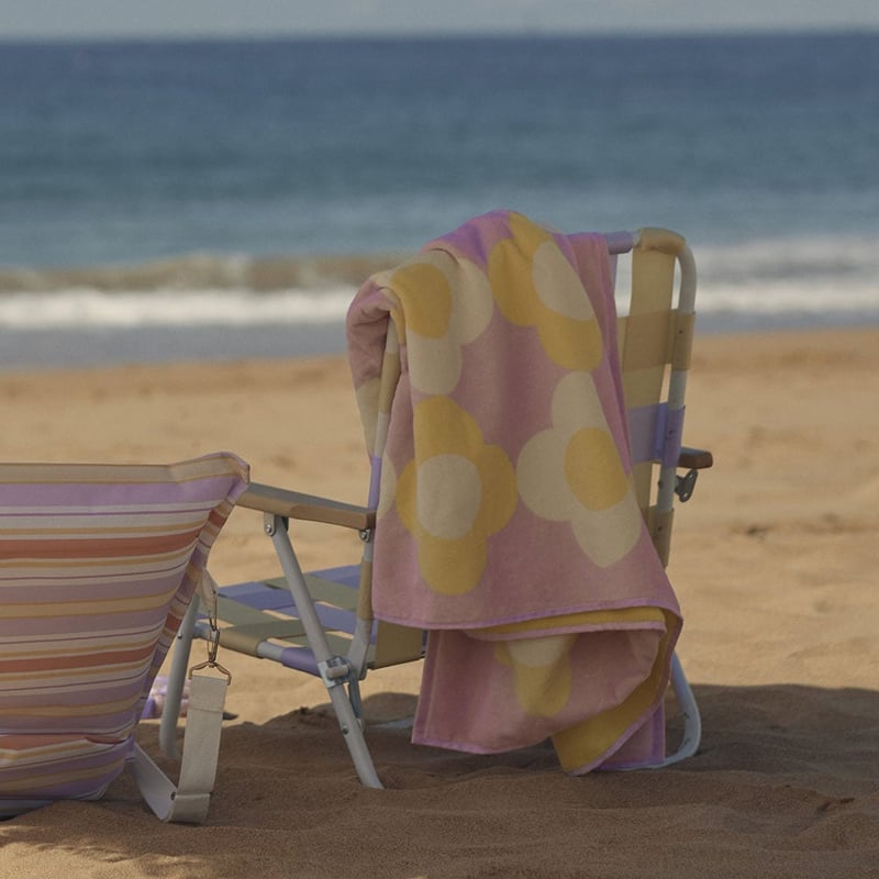 Velour Daisy Check Lilac Beach Towel
