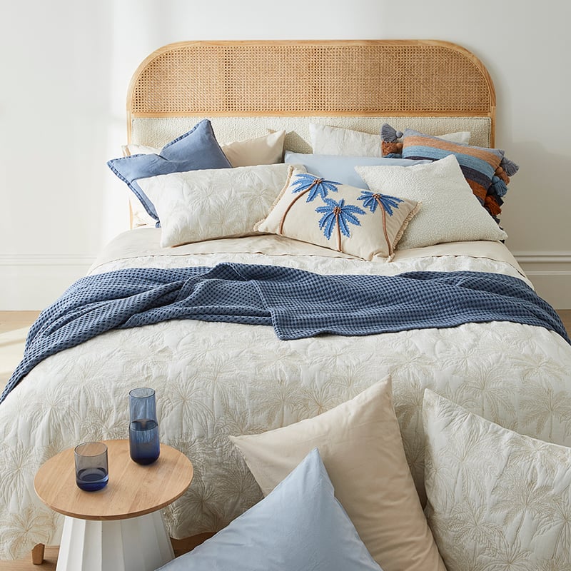 Burleigh Ivory Boucle Bedhead
