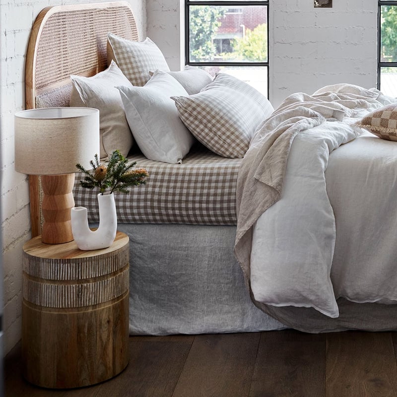 Perigian Natural Table Light