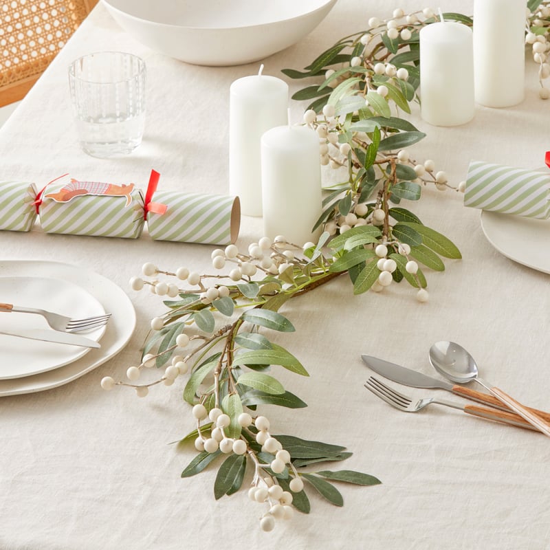 Berry Leaf White & Green Luxe Garland