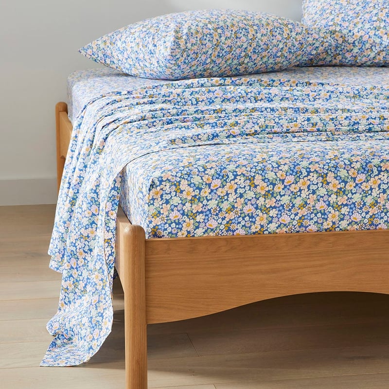 Sadie Oak Bed Base