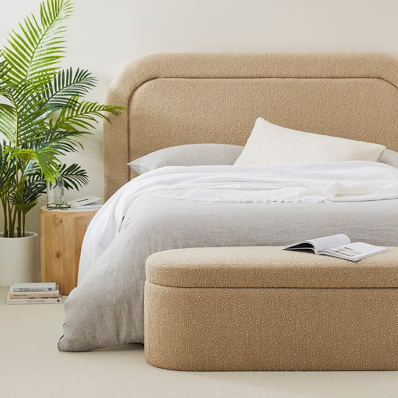 Memphis Latte Boucle Blanket Box