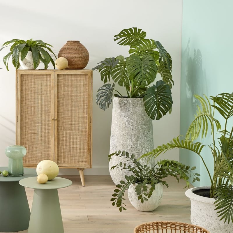 Odyssey Medium Rustic White Pot