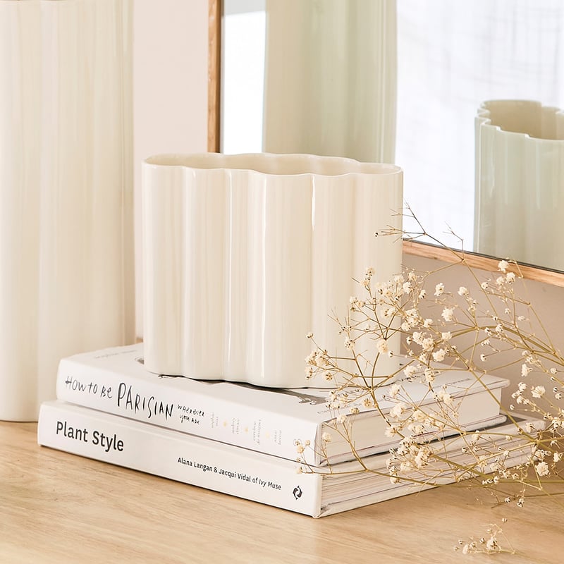 Cumulus White Small Vase