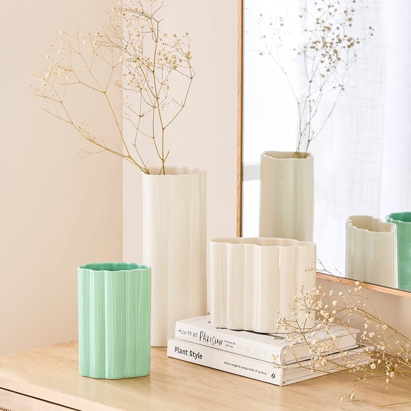 Cumulus White Small Vase