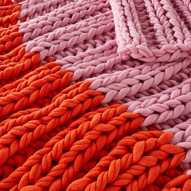 Newport Pink & Red Chunky Knit Throw