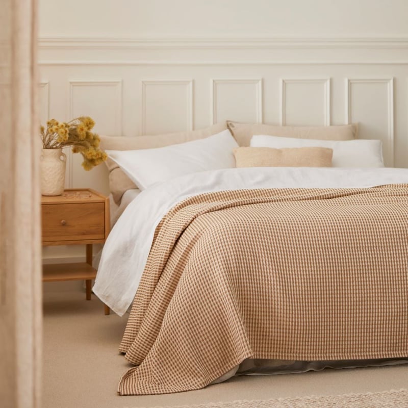 European Collection Turkish Cotton Natural & Tobacco Waffle Blanket