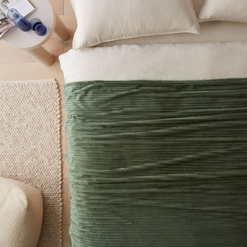 Evan Green Ribbed Blanket