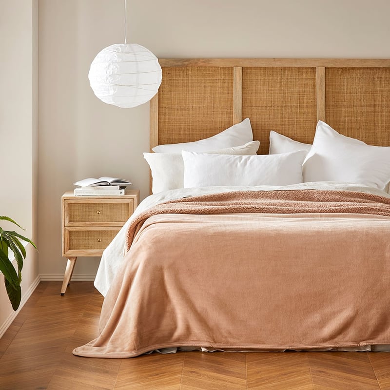 Sherpa Cappuccino Blanket