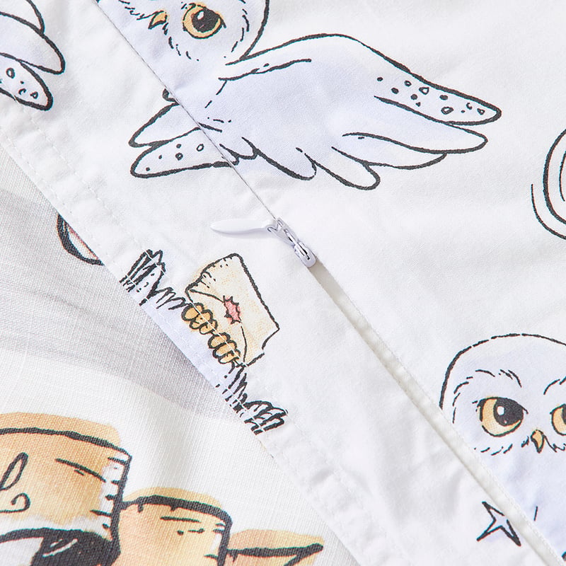 Warner Bros Harry Potter White Hogwarts Cot Quilt Cover Set 