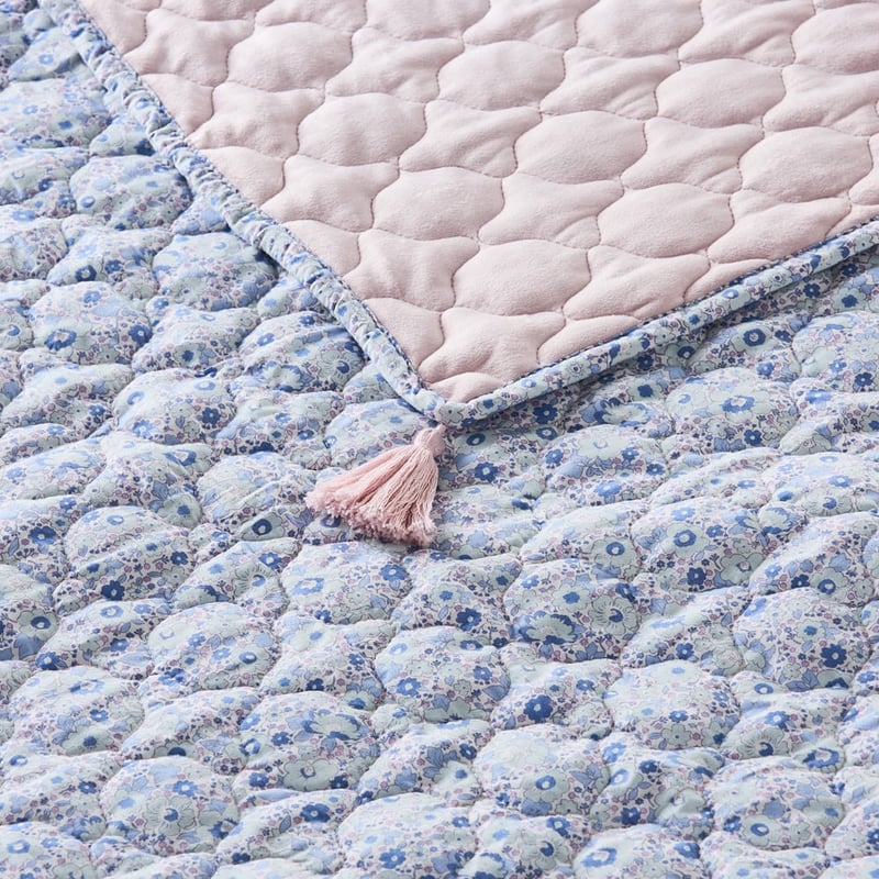 Heirloom Elsie Vintage Pink Coverlet