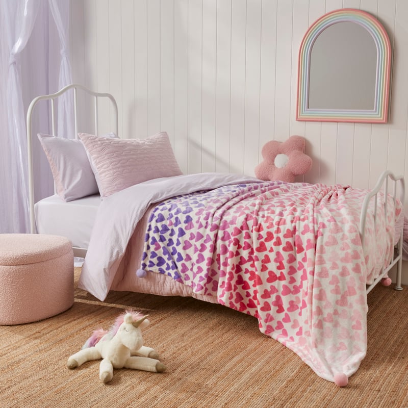 Novelty Ombre Heart Ultra Soft Blanket