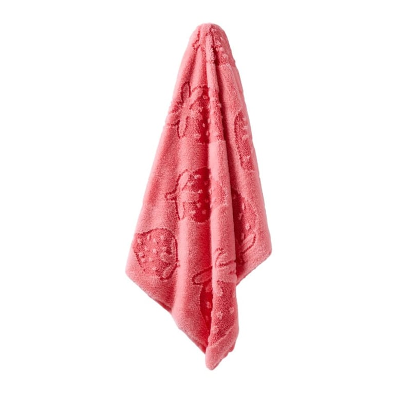 Estonia Summer Strawberry Berry Throw