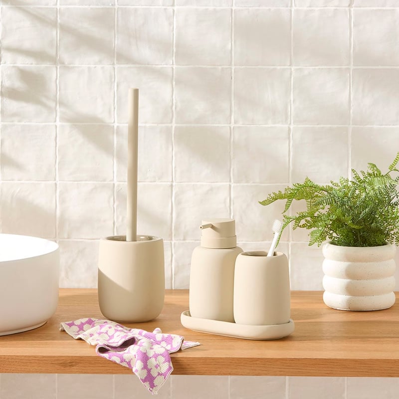 Felix Natural Bathroom Accessories