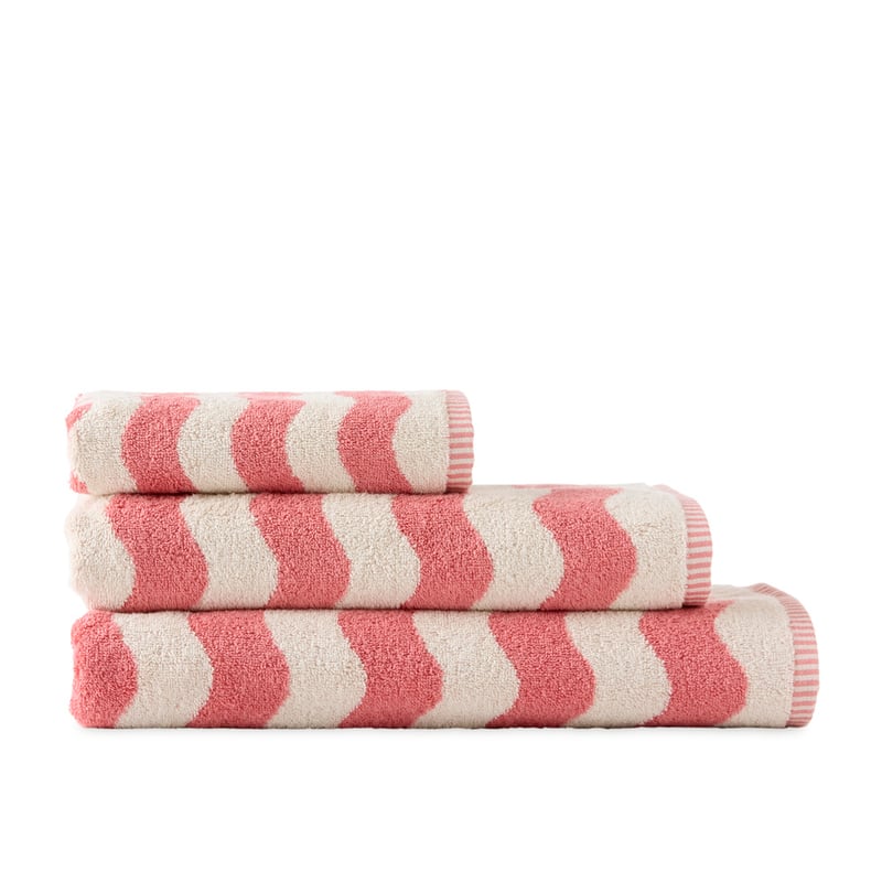Wave Strawberry Towel Range