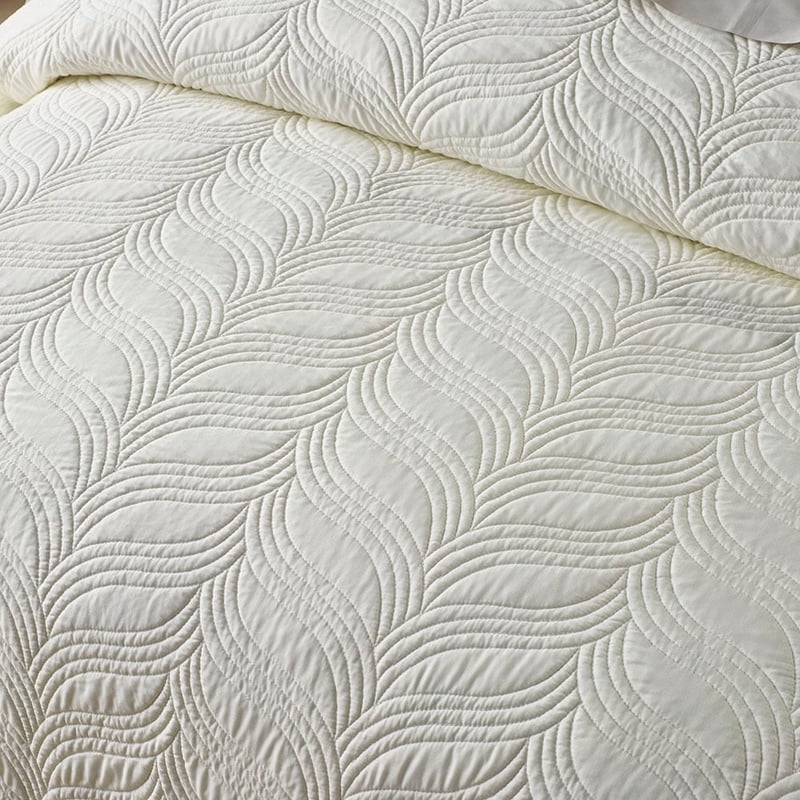 Kamala Cream Bedspread Set Separates