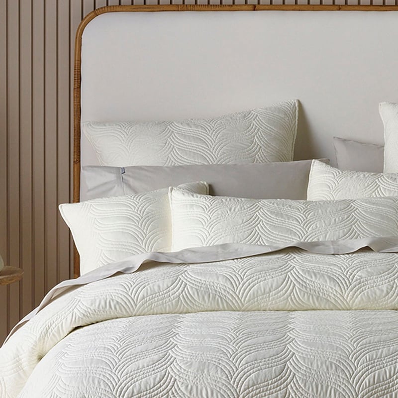 Kamala Cream Bedspread Set Separates