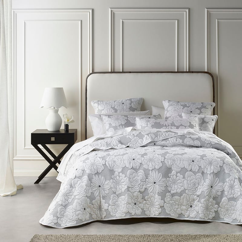 Leona White Bedspread Set Separates