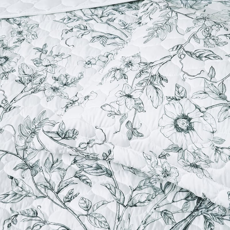 Gracie White Bedspread Set + Separates