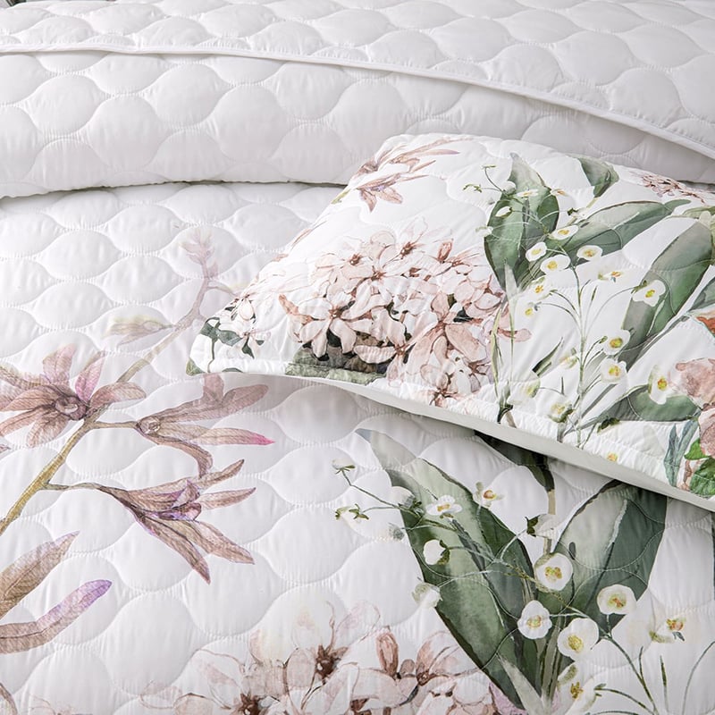 Lorna White Bedspread Set + Separates