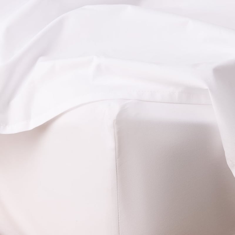 Piped Cotton White & Black Sheet Set