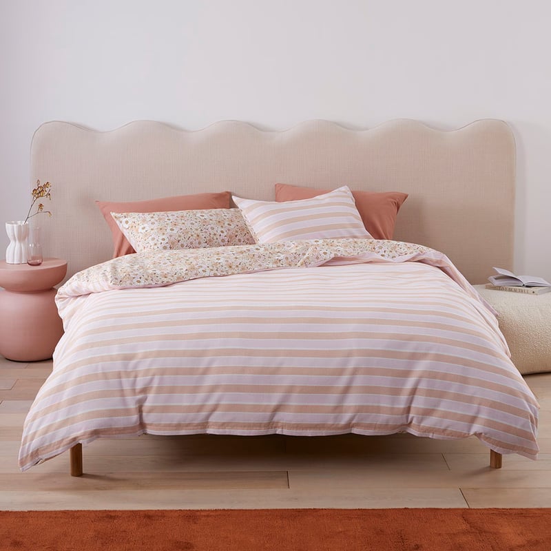 Flannelette Printed Daisy Fields Pink Quilt Cover Set