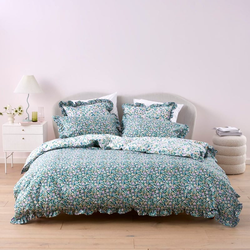 Holly Green Floral Ruffle Pillowcases