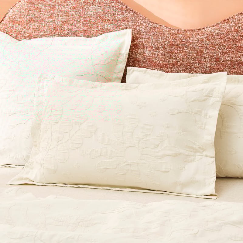Imogen Off White Matelasse Pillowcases