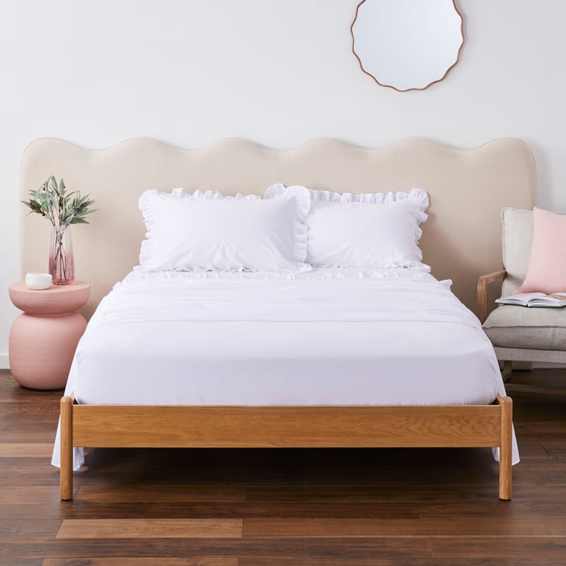 Ruffle White Sheet Set