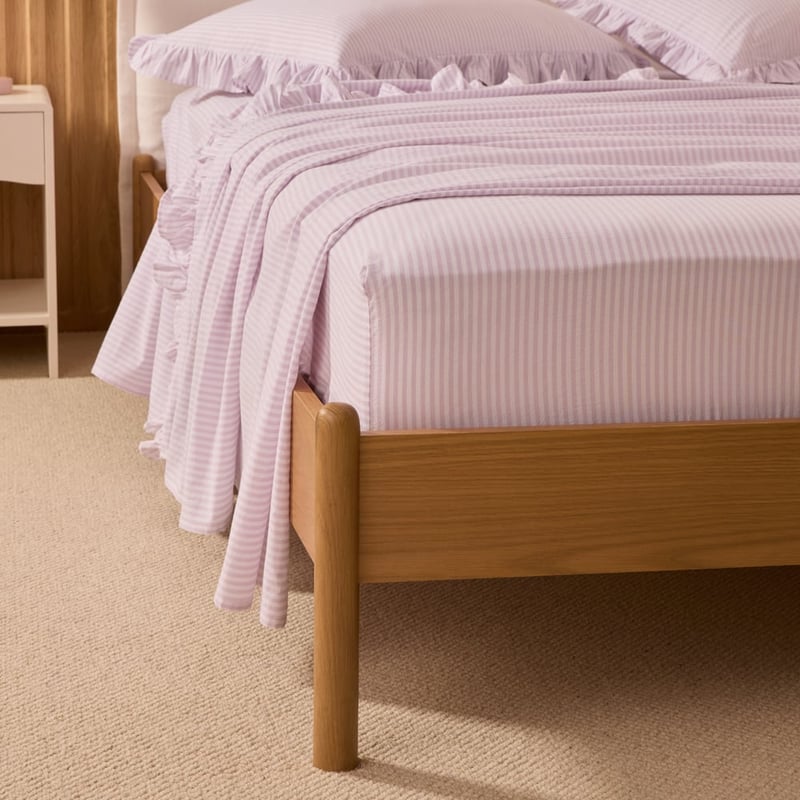 Ruffle Iris Stripe Sheet Set